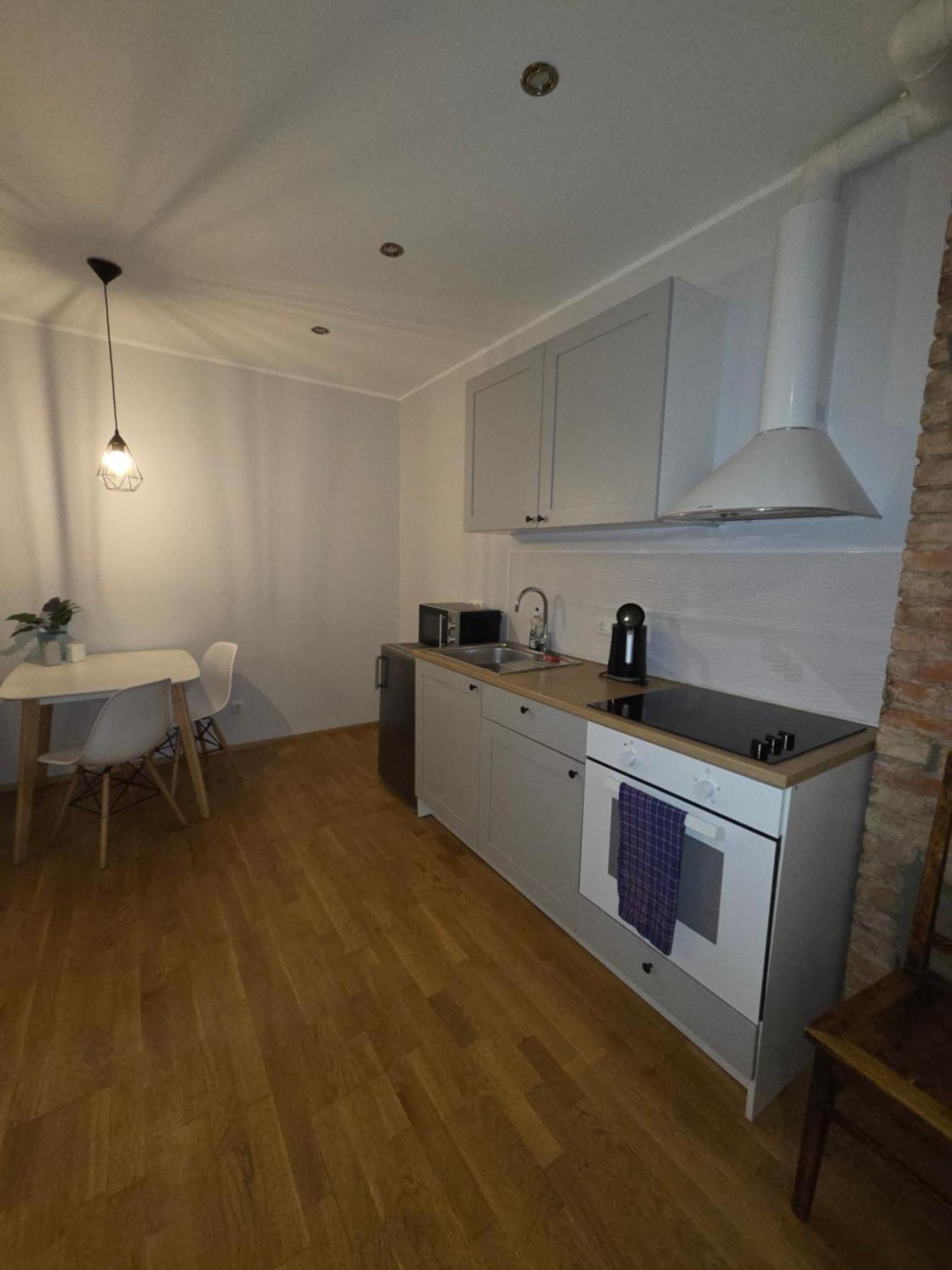 Suur-Ameerika Apartment Tallinn Phòng bức ảnh